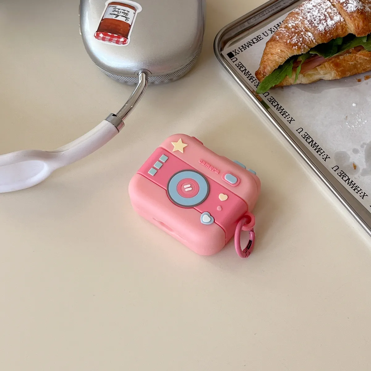 硅胶粉色相机耳机套适用AirPods4苹果无线蓝牙AirPodsPro耳机壳小众创意新款AirPodsPro2网红超火女款AirPods2防摔保护套 - 图片 7