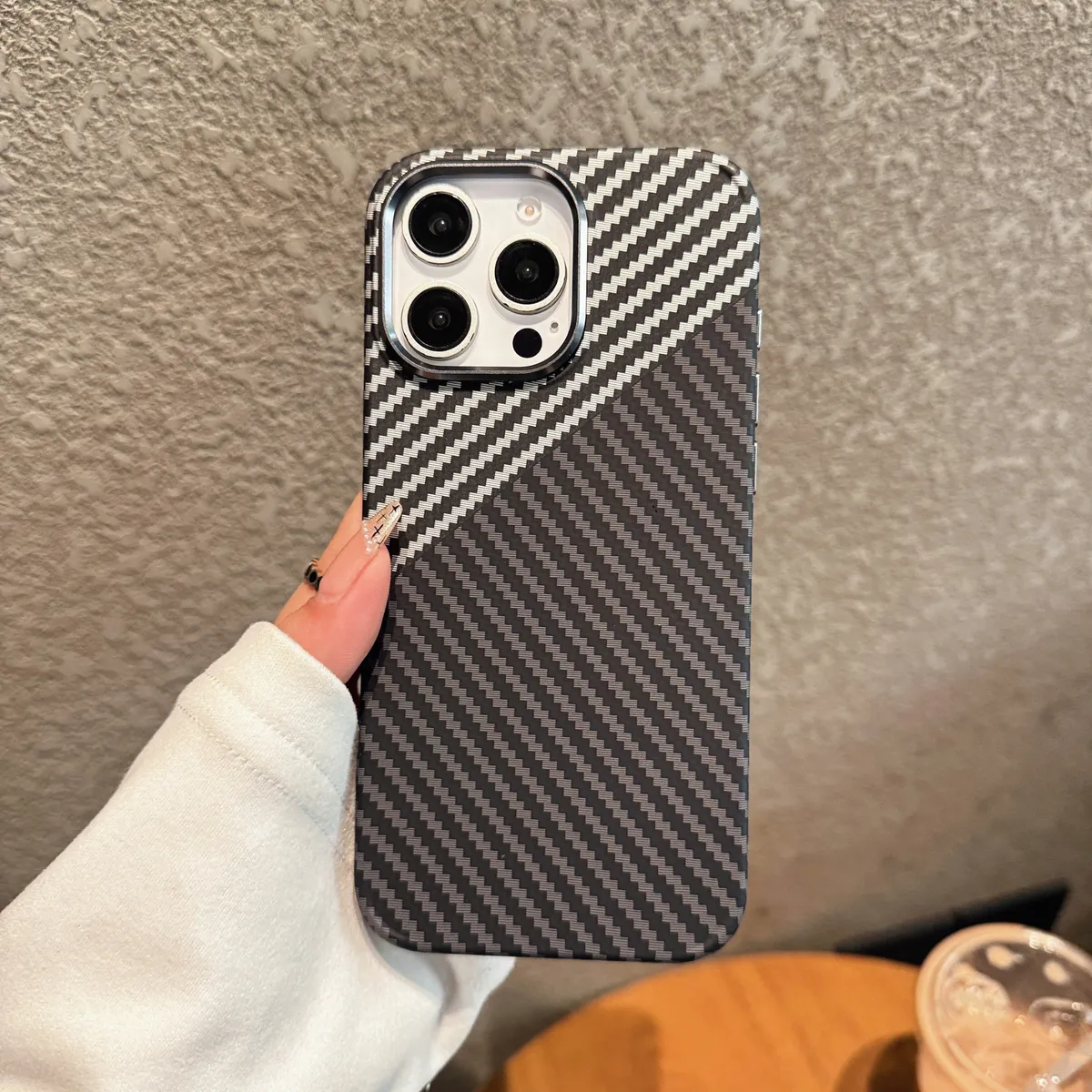 黑色条纹适用苹果iphone15ProMax手机壳高级感磁吸凯夫拉纹理14Pro磨砂防摔magsafe手机套13硬壳12金属镜头16promax - 图片 9