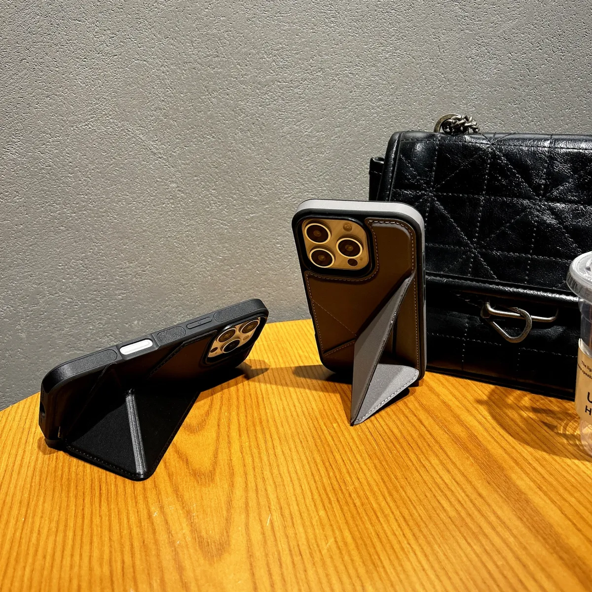 折叠支架插卡包皮套适用iPhone16Promax皮纹手机壳苹果15PROMAX简约防摔14pm可插公交地铁卡ip13皮革12保护套 - 图片 4