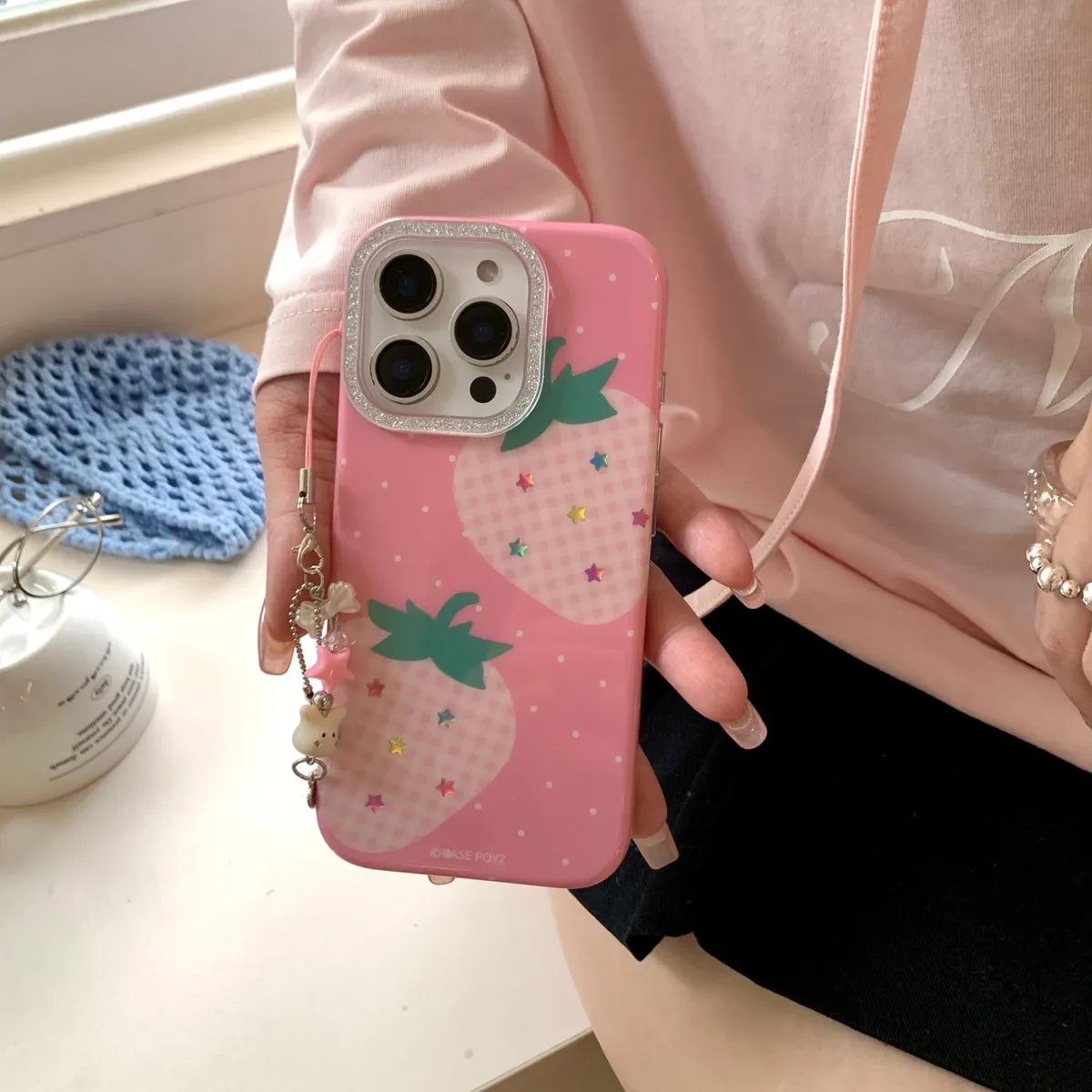 鎏金草莓挂饰适用于苹果16/15/14/13/promax手机壳iphone16promax可爱卡通 - 图片 6