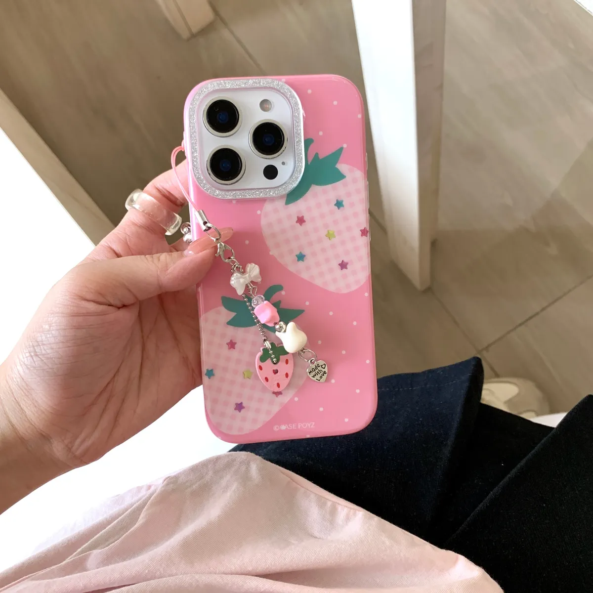 鎏金草莓挂饰适用于苹果16/15/14/13/promax手机壳iphone16promax可爱卡通 - 图片 7