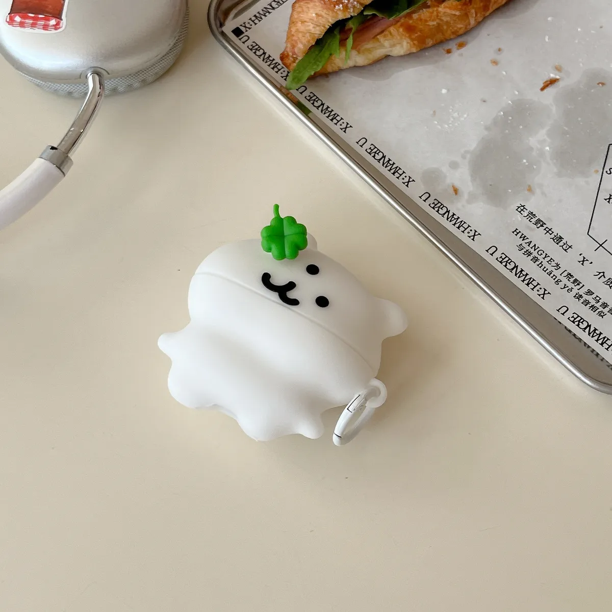硅胶四叶草自嘲熊耳机套适用Airpods4保护套可爱卡通Airpodspro降噪耳机保护套Airpods2网红超火女款Airpods3全包防摔 - 图片 8