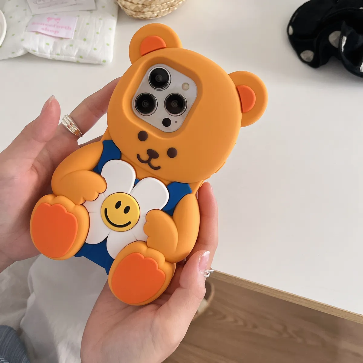 卡通立体可爱花朵小熊适用iPhone15promax手机壳苹果16pro保护套13硅胶14防摔新款情侣创意软壳 - 图片 6
