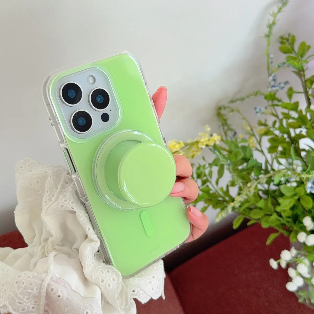 简约纯色3色滴胶支架适用iphone16/15手机壳苹果14promax防摔薄款magsafe纯色无线充电13简约吸附保护套 - 图片 8