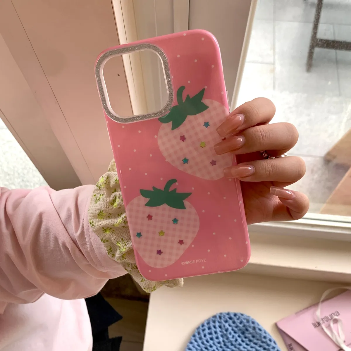 鎏金草莓挂饰适用于苹果16/15/14/13/promax手机壳iphone16promax可爱卡通 - 图片 4