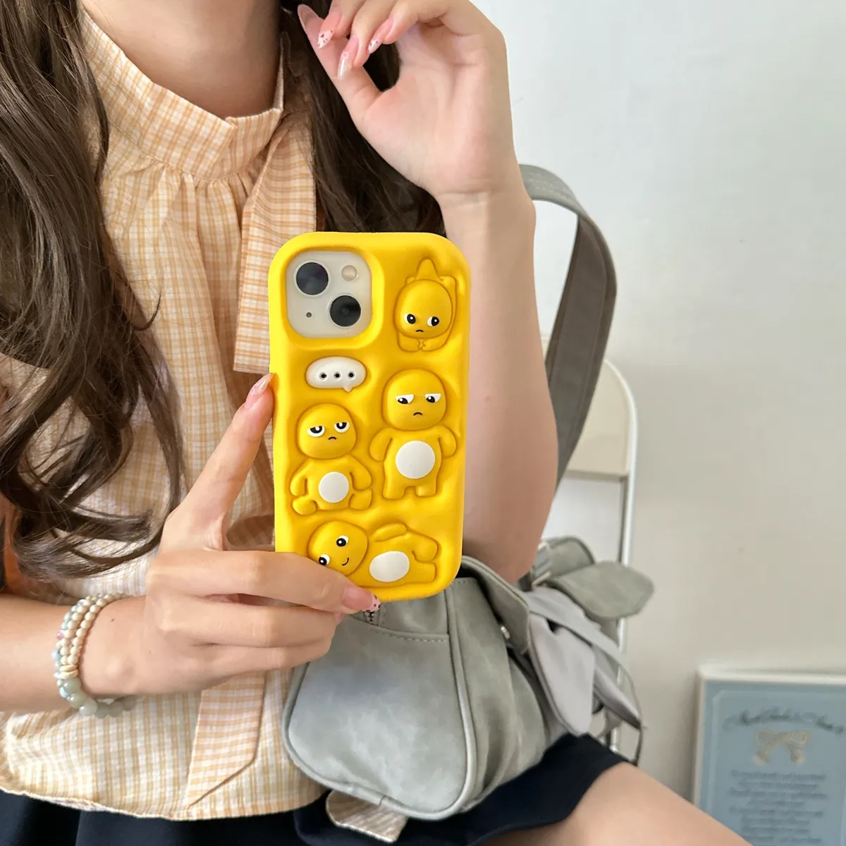 卡通立体可爱奶龙适用iPhone15promax手机壳苹果16pro保护套13硅胶14防摔新款情侣创意软壳 - 图片 2