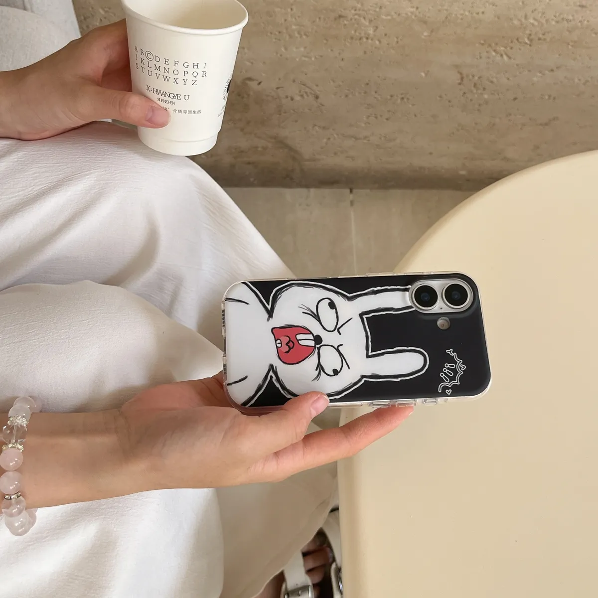 气垫IMD搞怪兔子链条适用苹果16promax手机壳卡通iphone13新款14pro防摔15ProMax女16pro可爱14/13Pro全包 - 图片 3