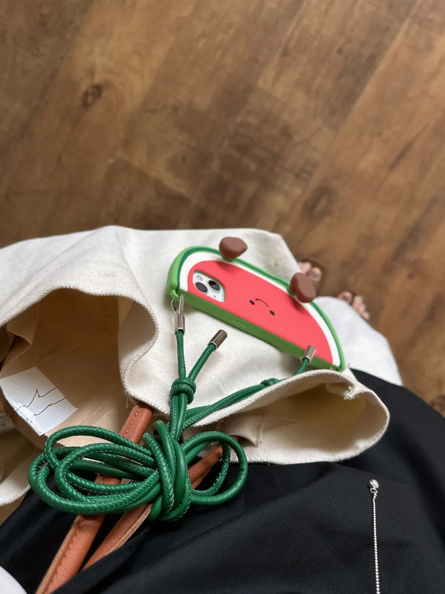 趣味搞怪卡通西瓜支架挂绳苹果iphone16pro max新款15手机壳14pro防摔13pro保护套女全包硅胶情侣可爱硅胶