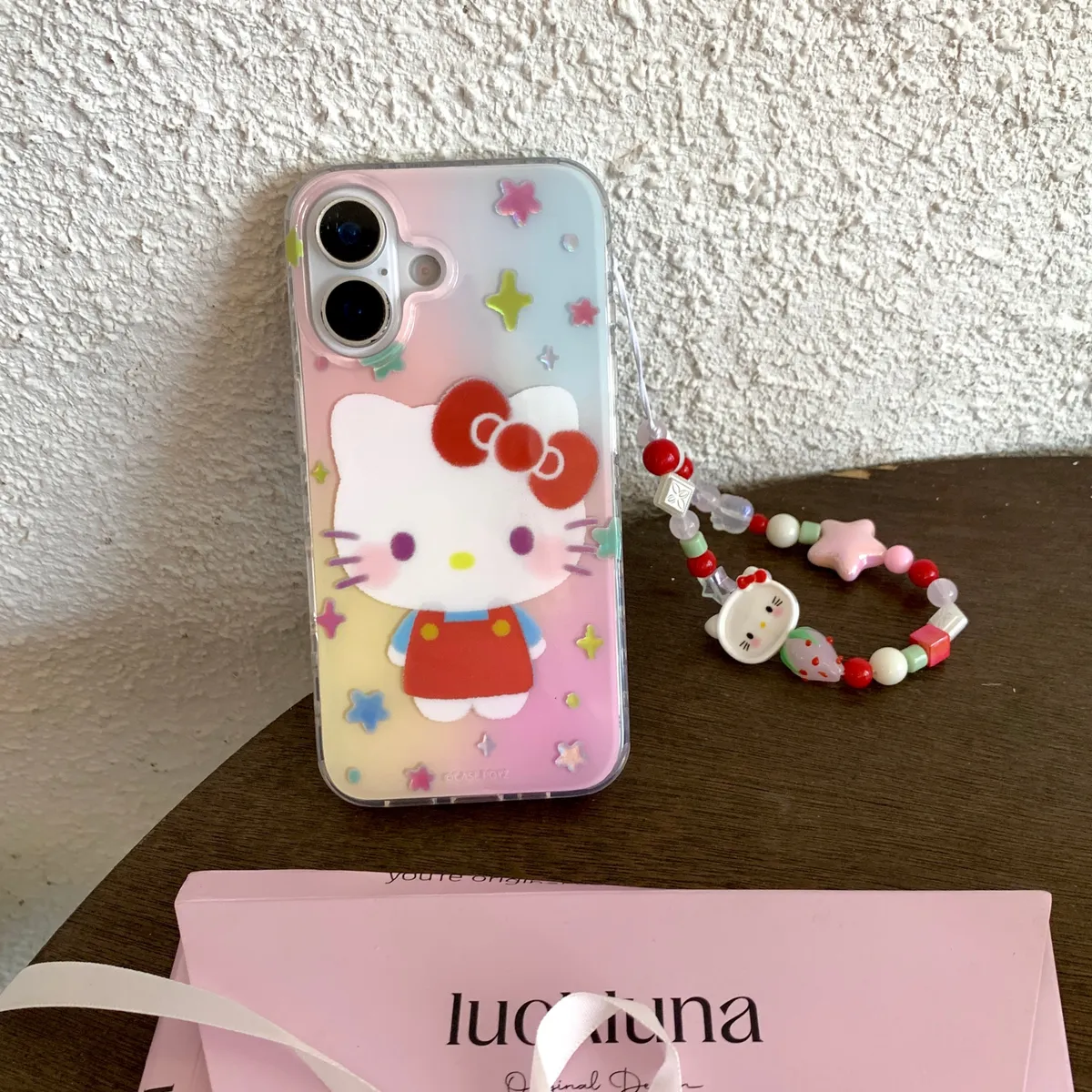 鎏金彩色kitty挂饰适用于苹果16/15/14/13/promax手机壳iphone16promax可爱卡通