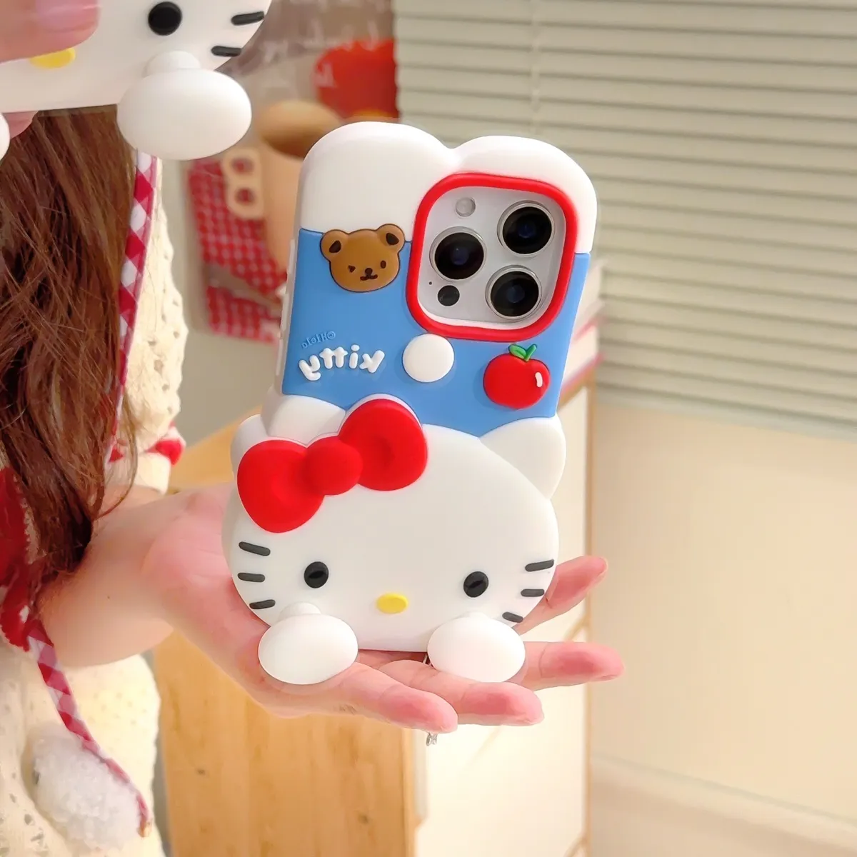 趴趴红苹果kitty适用苹果16promax手机壳iphone15新款14少女心全包日韩13防摔硅胶12promax保护壳