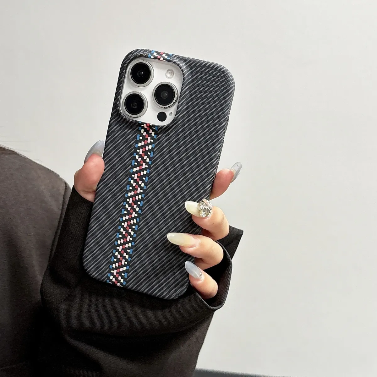 大孔碳纤维凯夫拉纹适用iPhone15ProMax苹果16手机壳14pro新款11超薄12磨砂13pro浮雕14男女16pm防摔套15plus - 图片 8