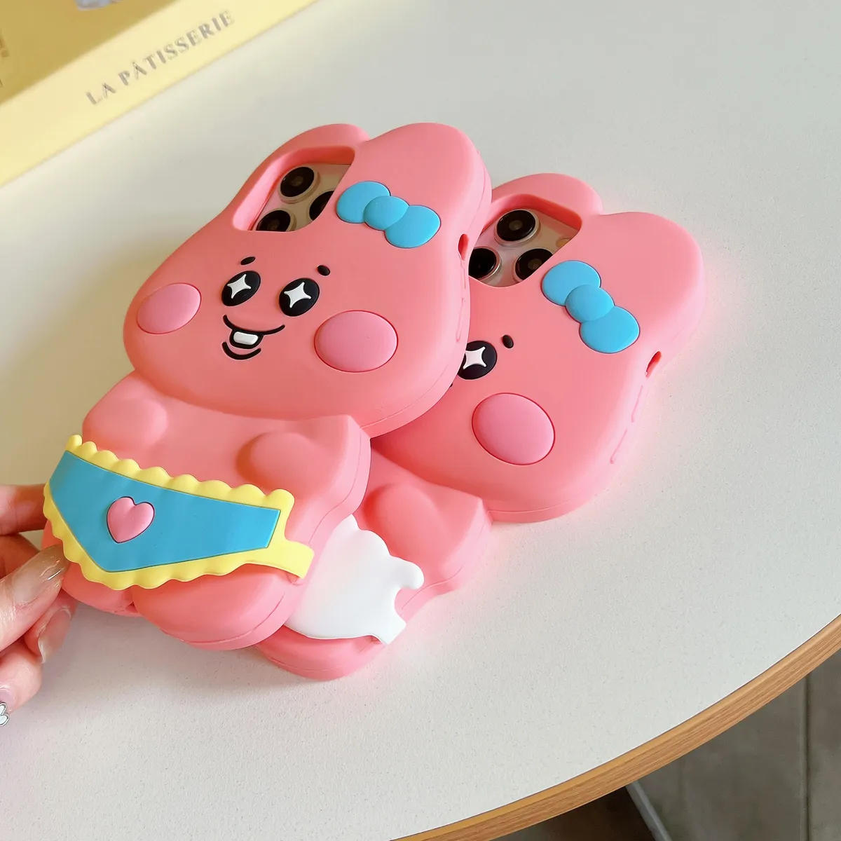 小裤裤粉兔手机壳适用于iPhone 16 Pro Max/16 pro可爱14 Pro/15pro少女心