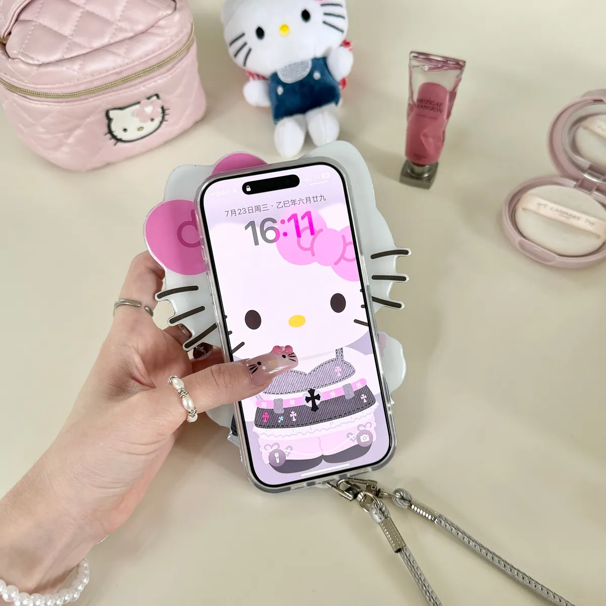 斜背推拉补妆镜克罗心Hellokitty适用16ProMax苹果手机壳iPhone15Pro防摔13p男女款15保护套 - 图片 5