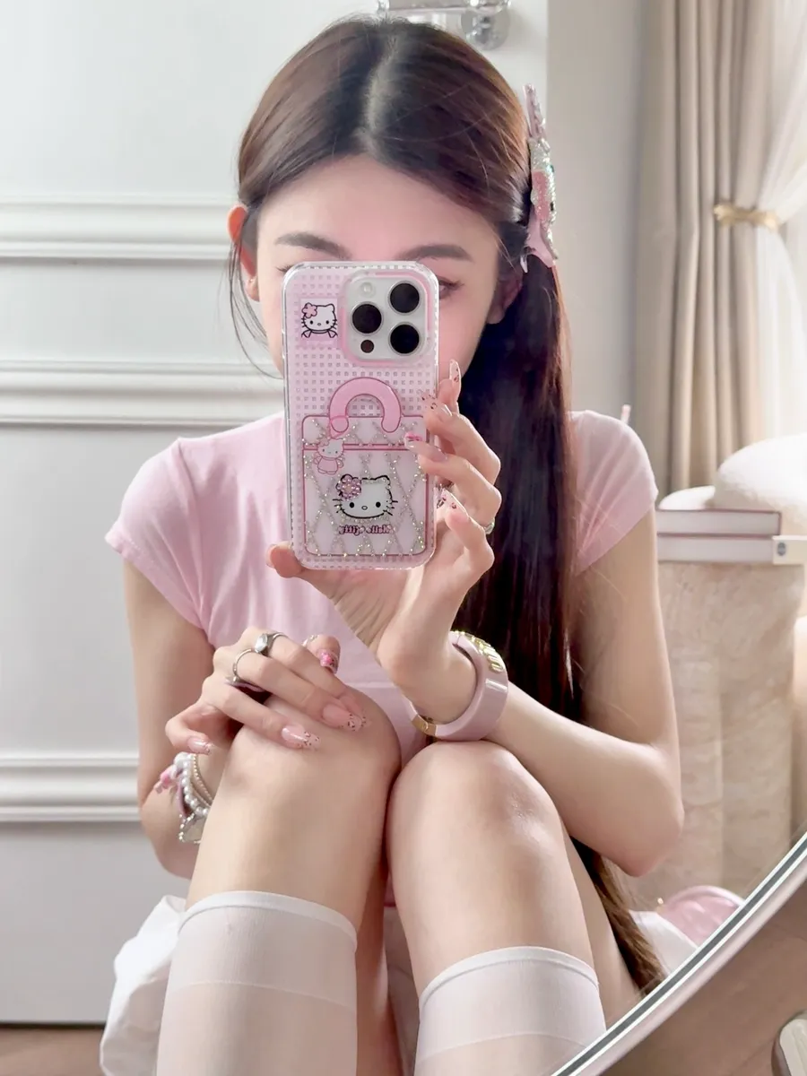 HelloKitty钻石菱格化妆包适用16ProMax苹果手机壳iPhone15Pro防摔13p男女款15保护套 - 图片 2