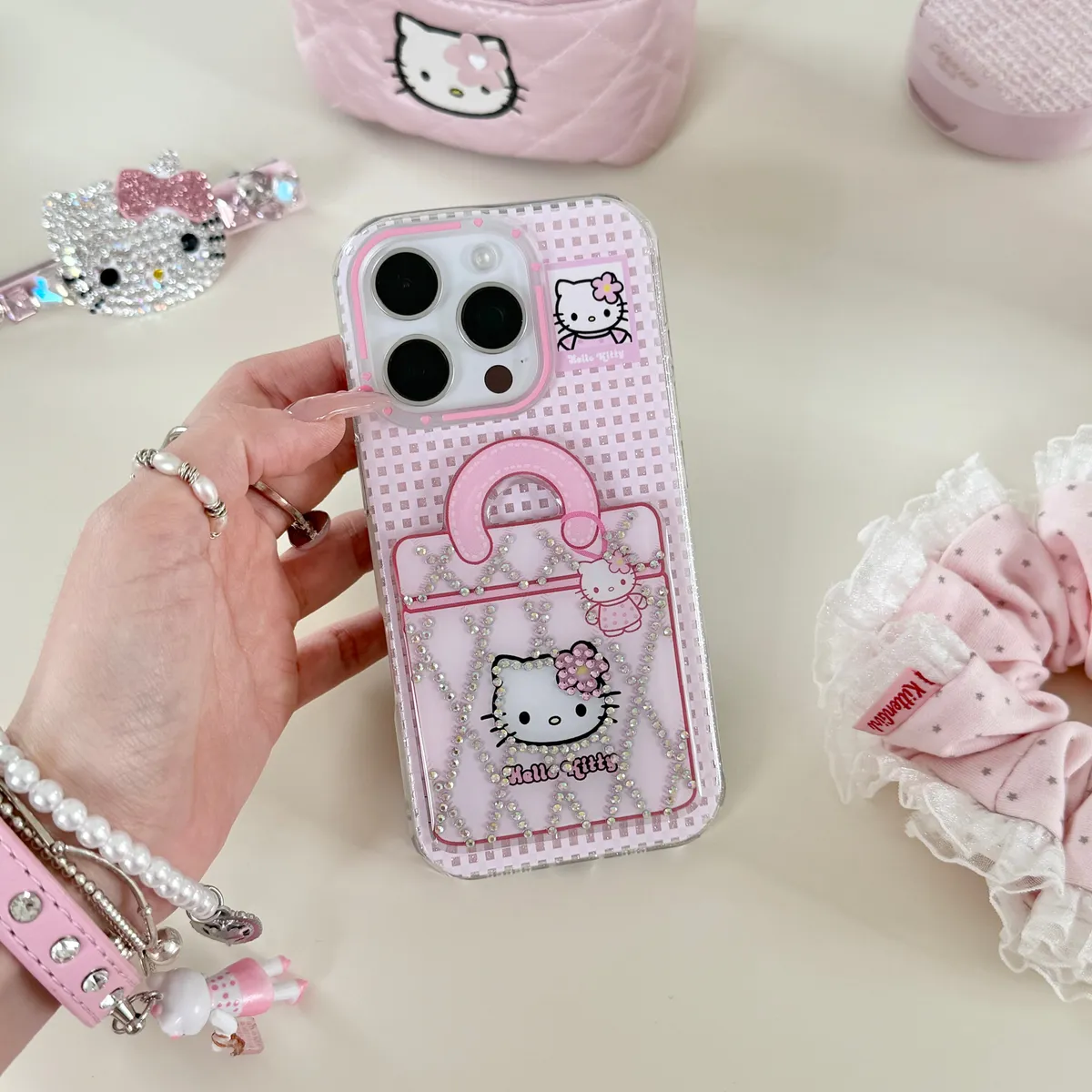 HelloKitty钻石菱格化妆包适用16ProMax苹果手机壳iPhone15Pro防摔13p男女款15保护套 - 图片 9