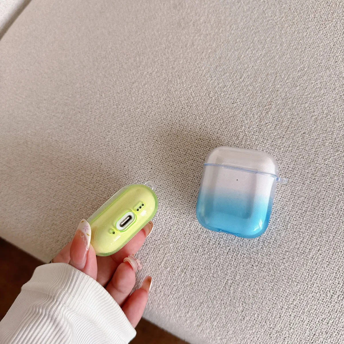适用AirPods3AirPods4透明壳airpods2/1/2代耳机套airpodspro2代简约防摔全包4代单色渐变耳机壳 - 图片 8