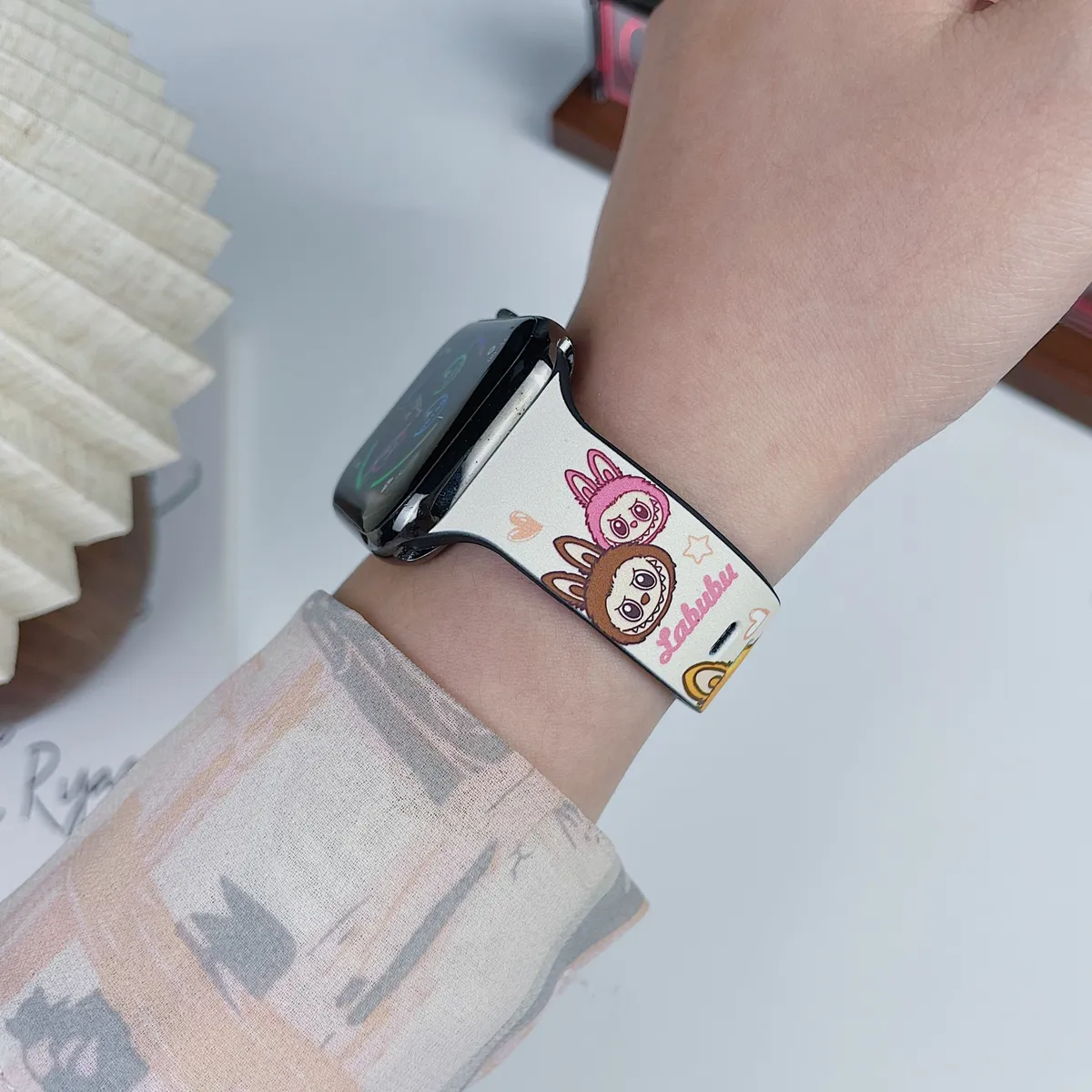 苹果-CASETiFY表带泡泡玛特迪蒙拉布布-硅胶材质适用S1-S10腕带S9高级感表带S8 - 图片 2