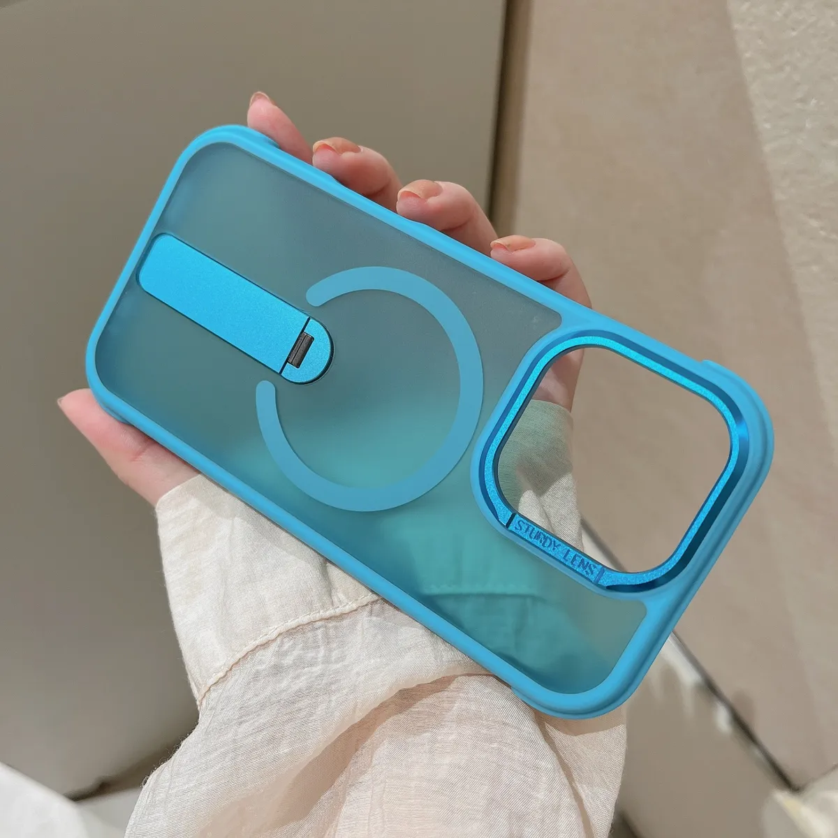 适用GSM三星iPhone苹果magsafe磁吸四角防摔磨砂肤感耐磨360旋转站立支架TPU二合一五金按键五金相框防滑手机壳 - 图片 9