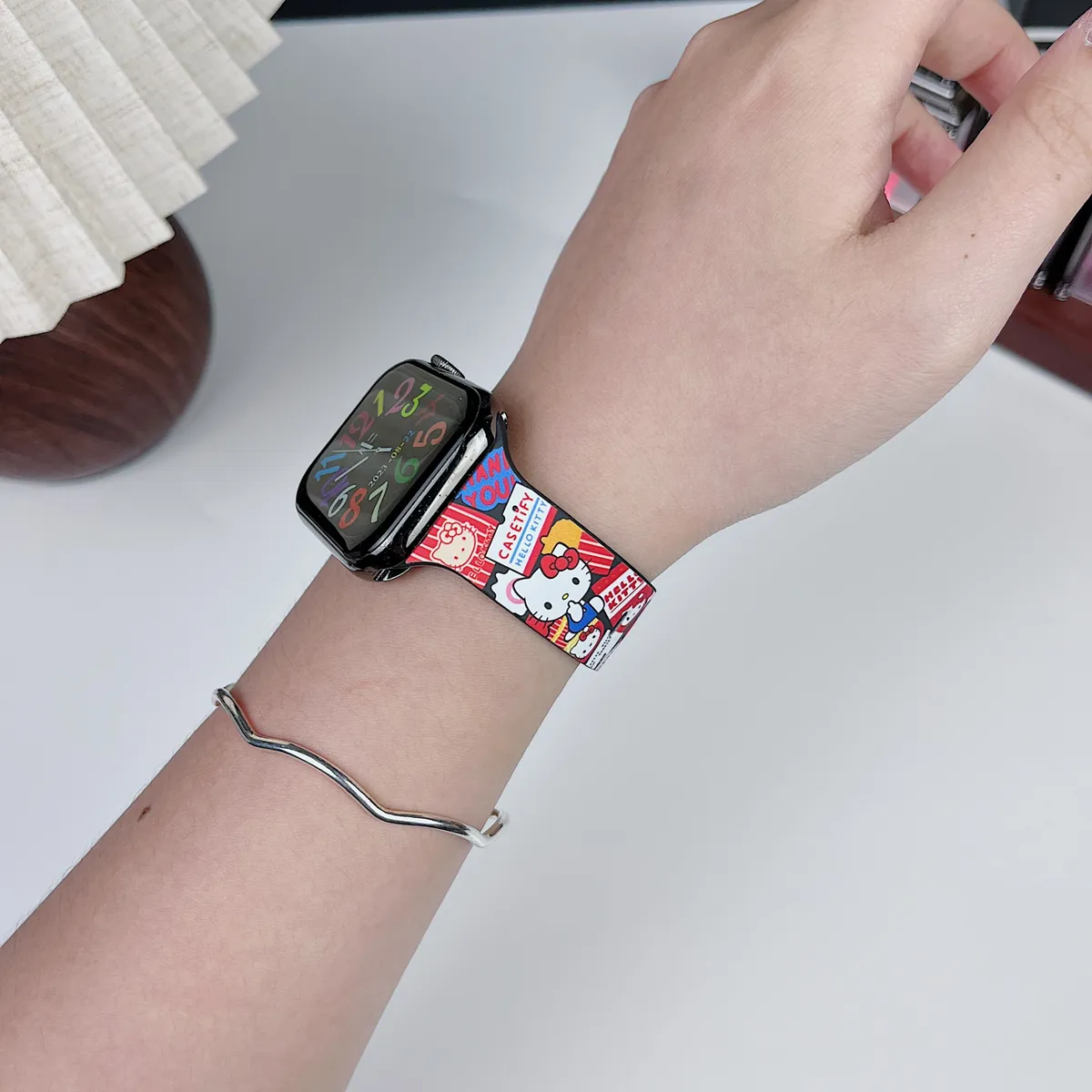 苹果-CASETiFY联名KT猫表带-硅胶材质适用S1-S10腕带S9高级感表带S8 - 图片 4