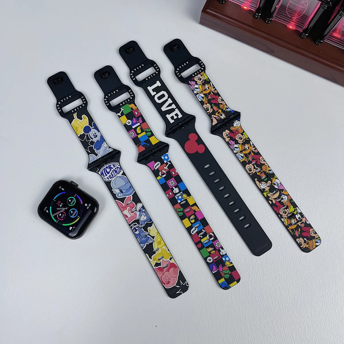 苹果-CASETiFY表带米奇伙伴们-硅胶材质适用S1-S10腕带S9高级感表带S8 - 图片 2