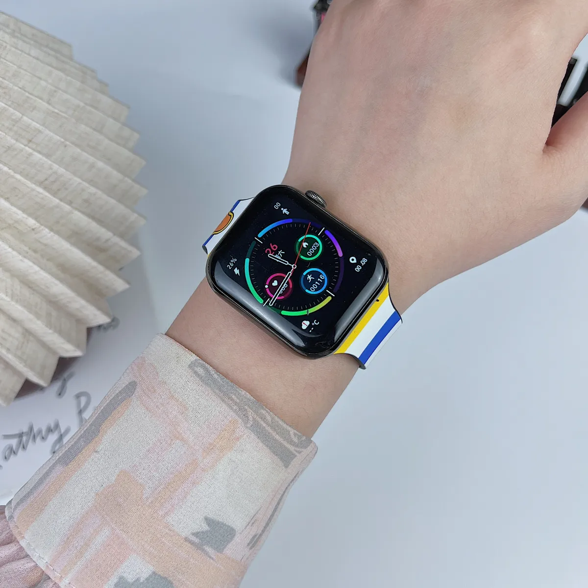 苹果-CASETiFY表带唐老鸭-硅胶材质适用S1-S10腕带S9高级感表带S8 - 图片 4