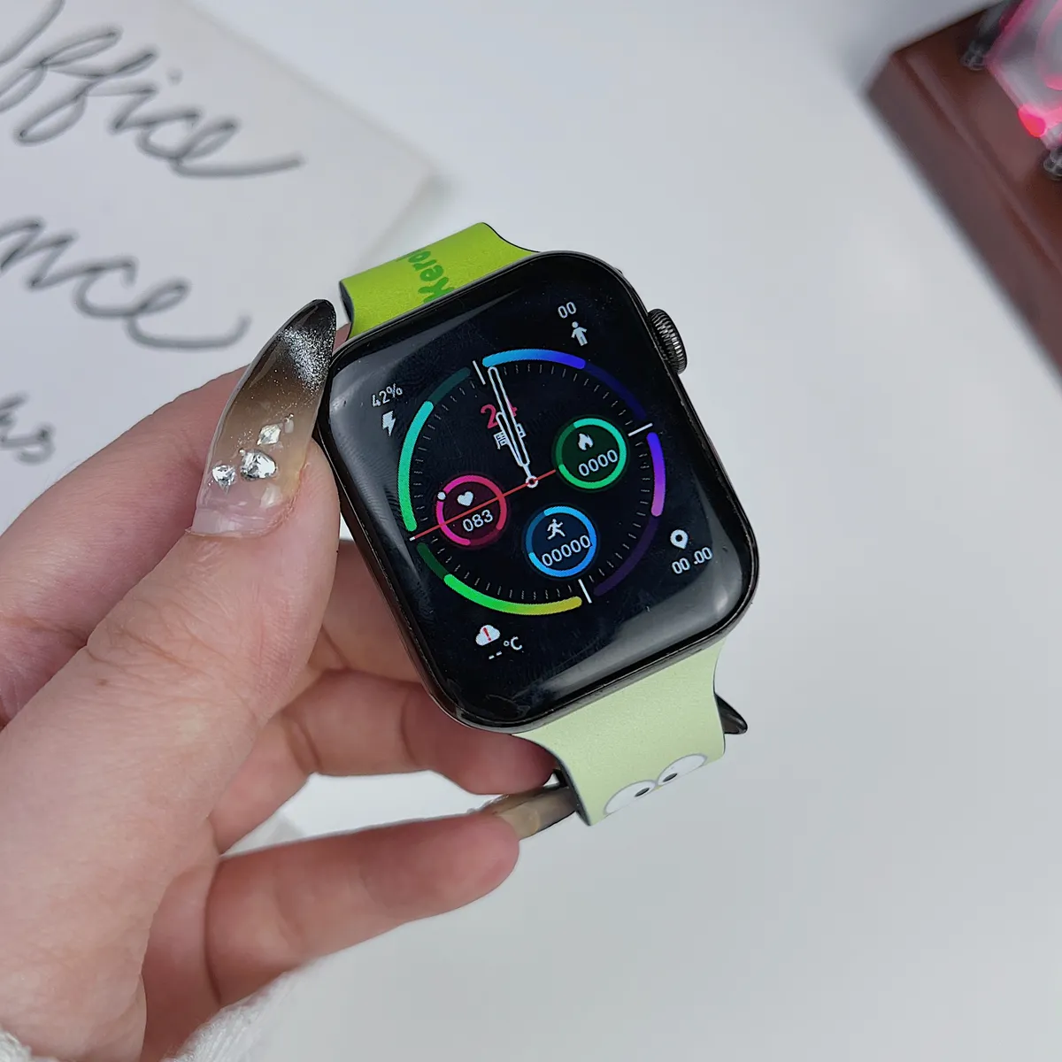 苹果-CASETiFY表带彩色三丽鸥-硅胶材质适用S1-S10腕带S9高级感表带S8