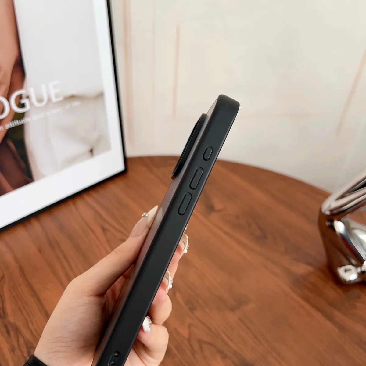 适用iphone系列苹果磁吸无线充电Magsafe车载简约肤感磨砂全包抗震防摔手机壳 - 图片 7