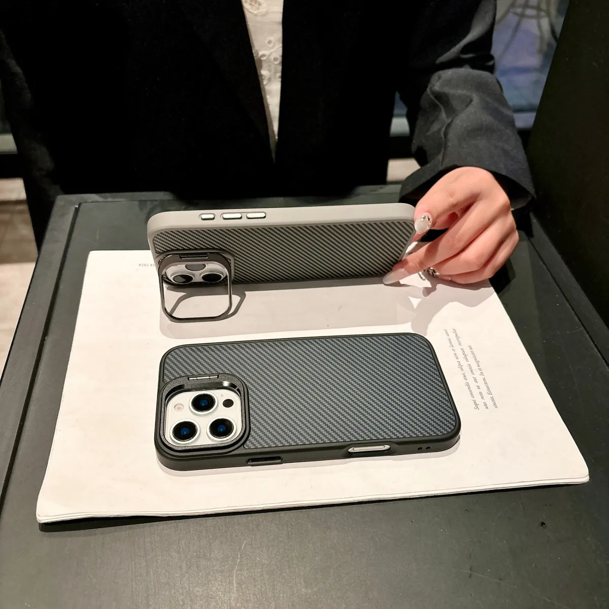 碳纤维格纹黑科技相框支架N52磁吸适用苹果系列手机壳高级感保护套 - 图片 2