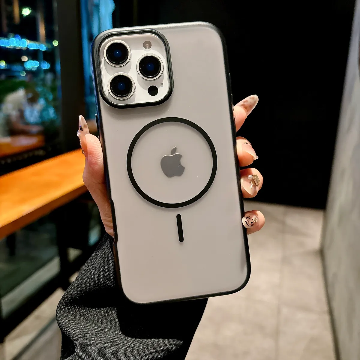 图拉思支点壳新款细圈磁吸苹果iPhone系列手机壳适用苹果MagSafe保护壳纯色磨砂肤感全包防摔软胶壳 - 图片 9