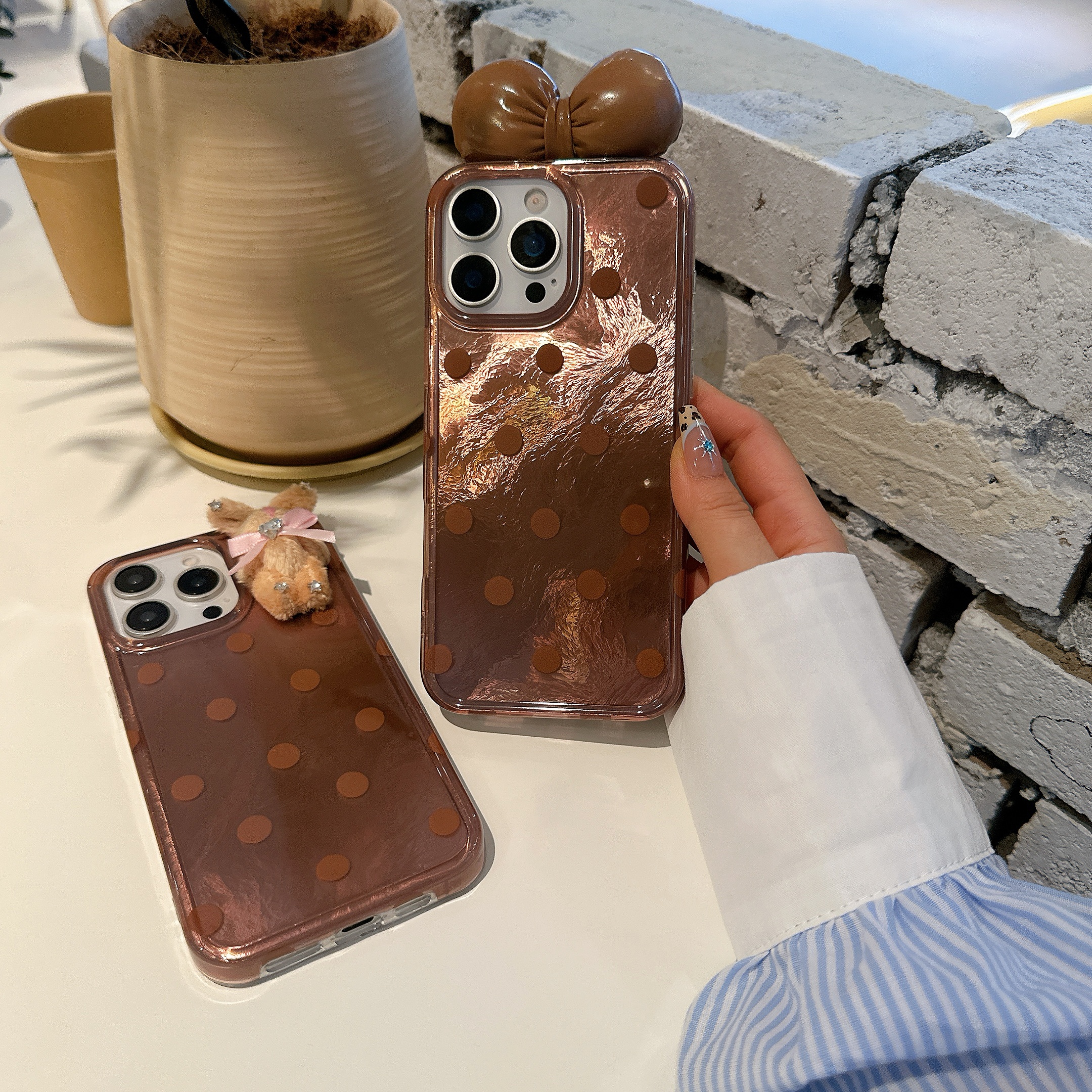 ins风可爱粉色蝴蝶结棕色波点适用苹果17promax手机壳15pro防摔保护14/13磁吸硅胶16波点蝴蝶结 - 图片 2