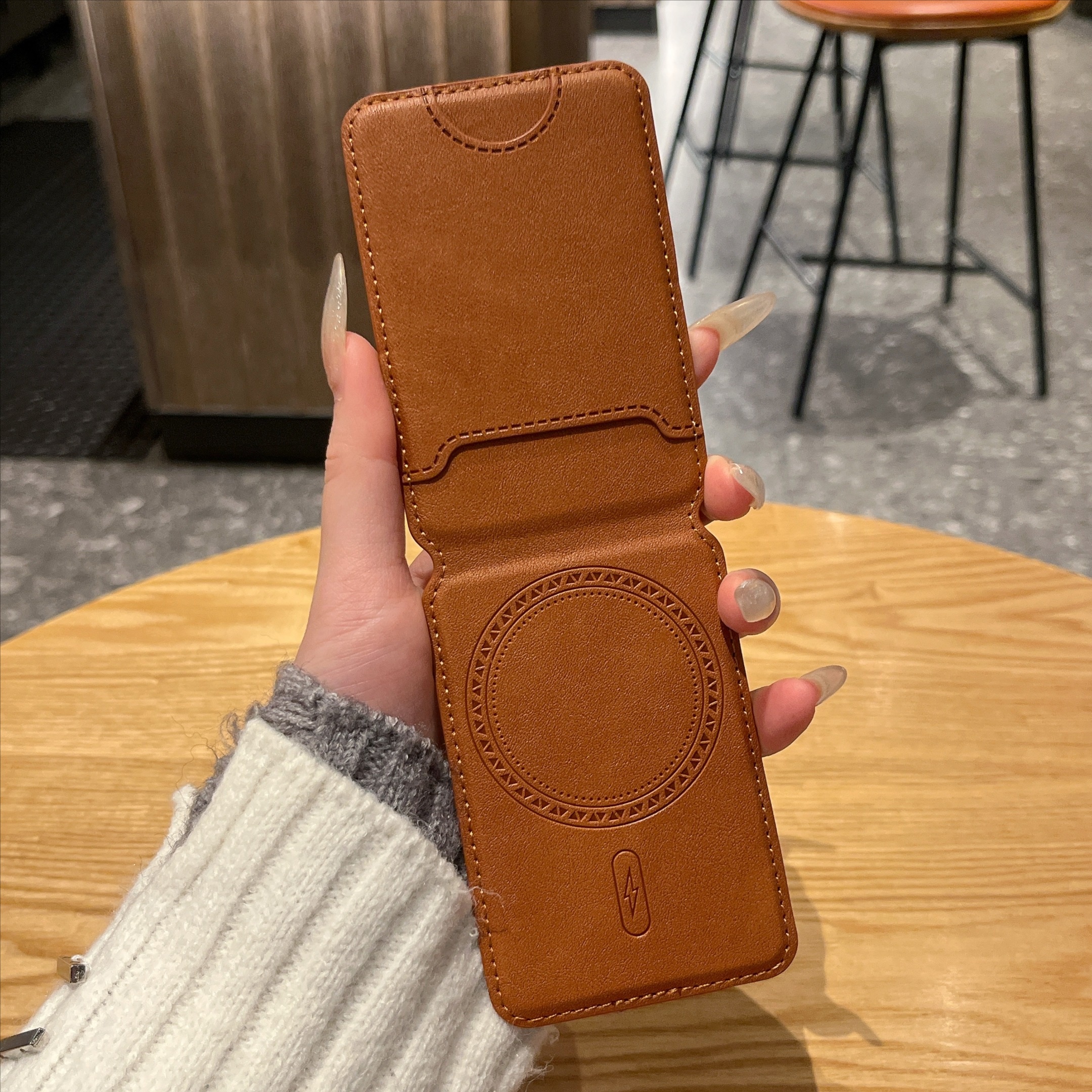 高档高级磁吸卡包皮质magsafe卡套多卡位适用苹果iPhone