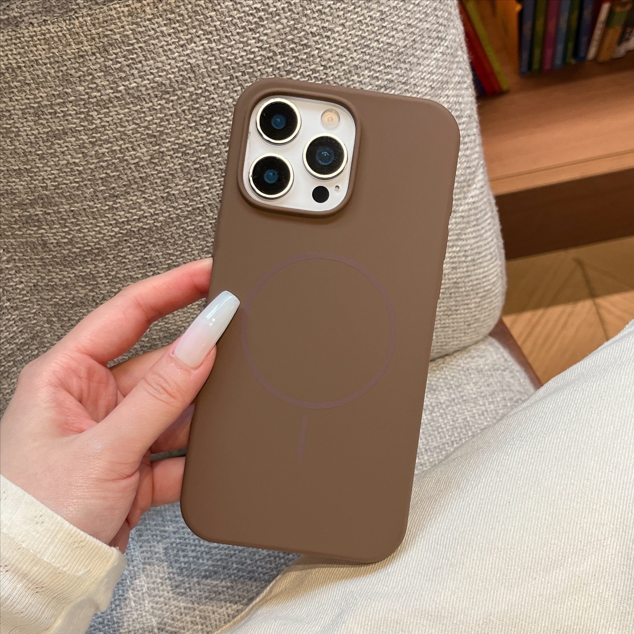 适用苹果17手机壳黑色大孔iphone17promax细圈磁吸液态16pro防摔15高端新品14保护套13情侣男女17 r